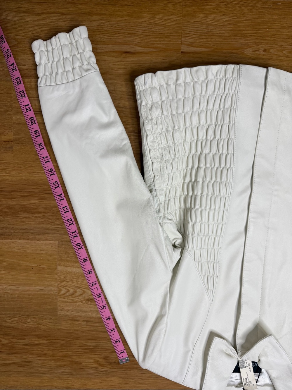 Montanaco Women's White Leather Jacket Ruched Side Panels Medium Vintage NWT - Picture 12 of 13